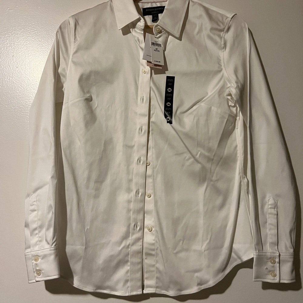Banana Republic White Dress Shirt (Brand New)